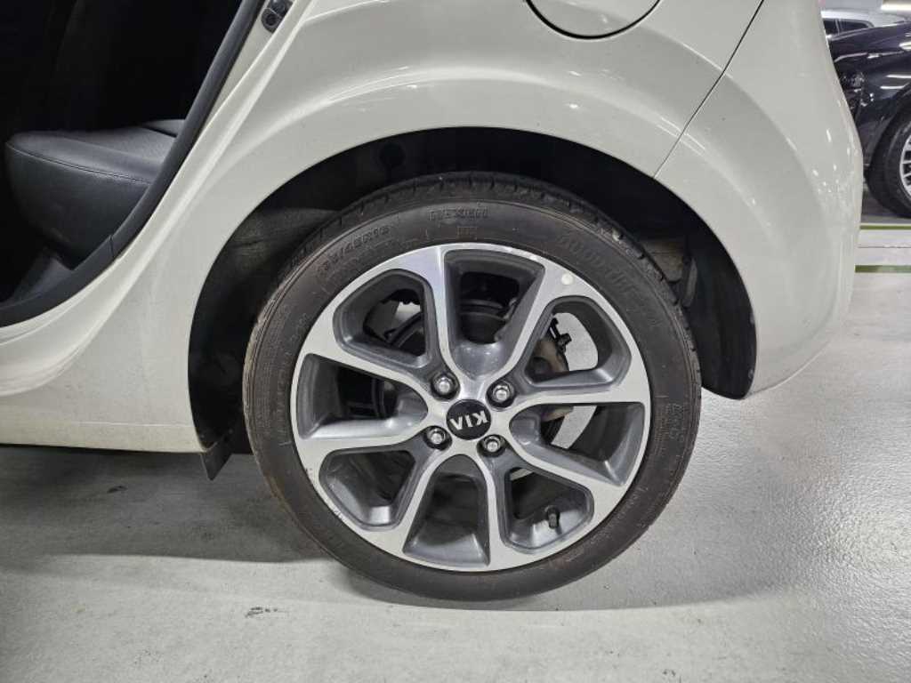 KIA Morning 2017 Blanco - Importación desde Corea - HF Imports Iquique - Foto 13