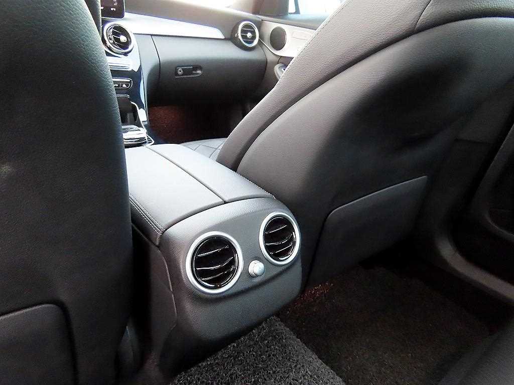 Mercedes Benz C Class 2020 Blanco - Importación desde Corea - HF Imports Iquique - Foto 16