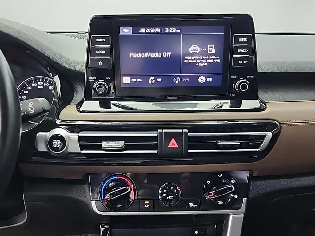 KIA Seltos - Vista 10