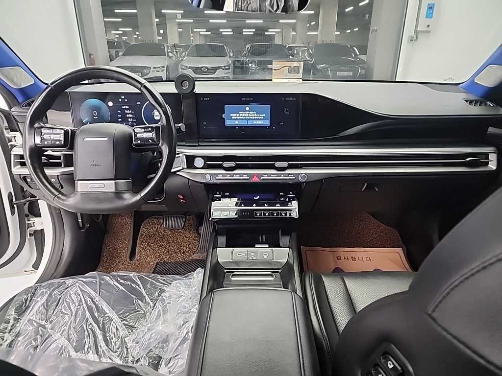 HYUNDAI Grandeur - Vista 7