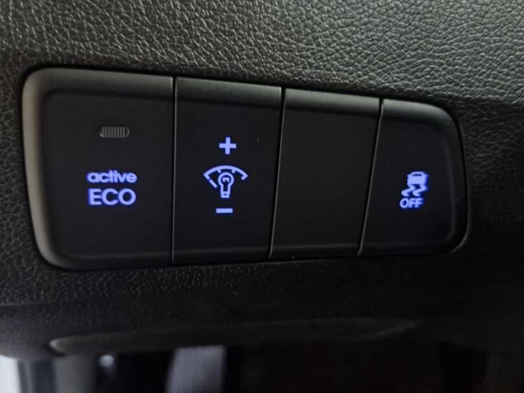 HYUNDAI Avante 2011 Blanco - Importación desde Corea - HF Imports Iquique - Foto 16