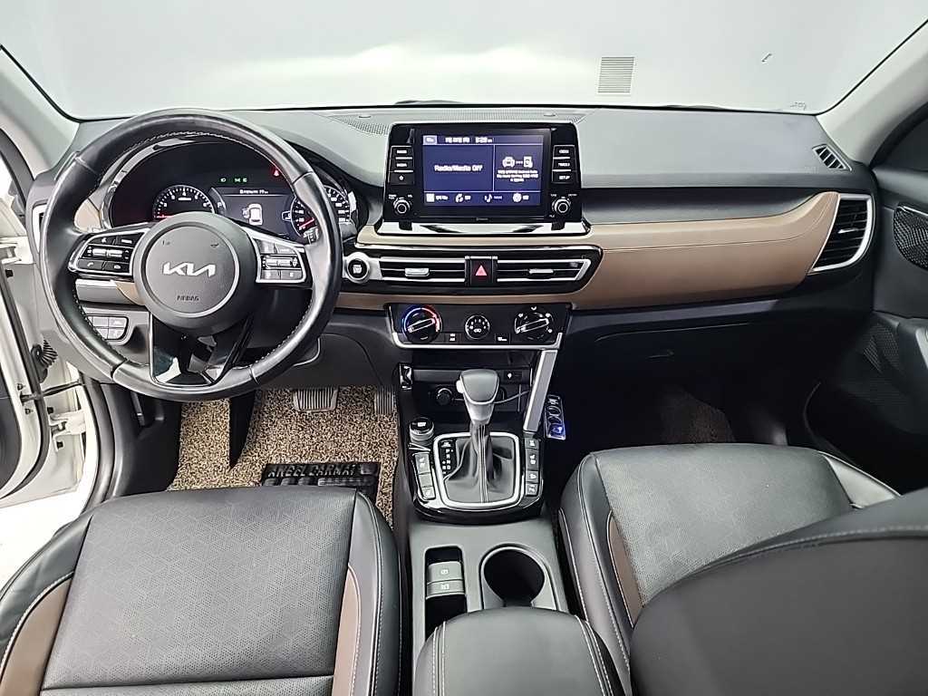 KIA Seltos - Vista 7