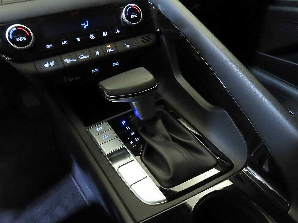 HYUNDAI Avante - Vista 12