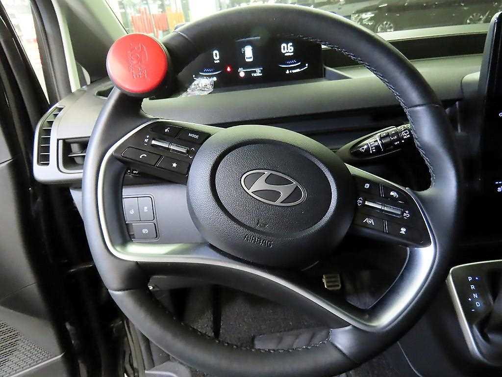 HYUNDAI Staria - Vista 8