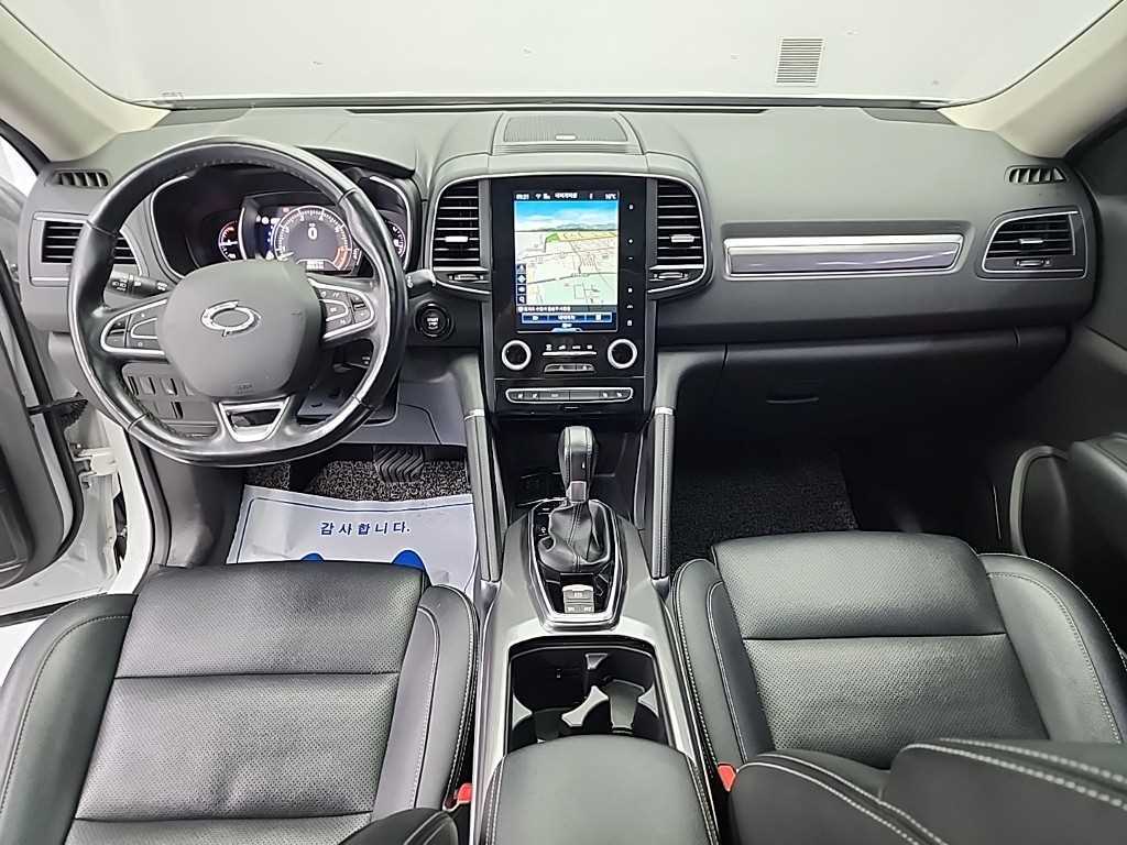 SAMSUNG QM6 - Vista 8