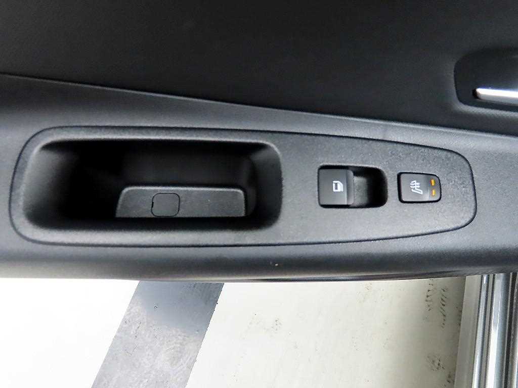 HYUNDAI Avante - Vista 12