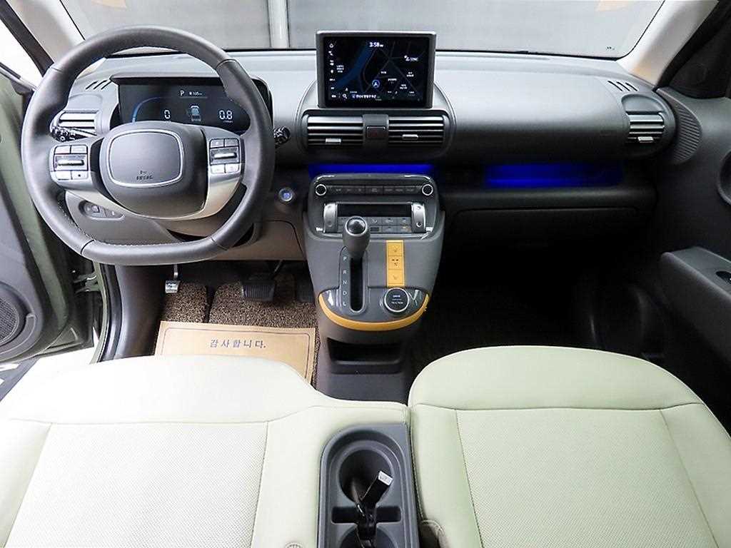 HYUNDAI Casper - Vista 7