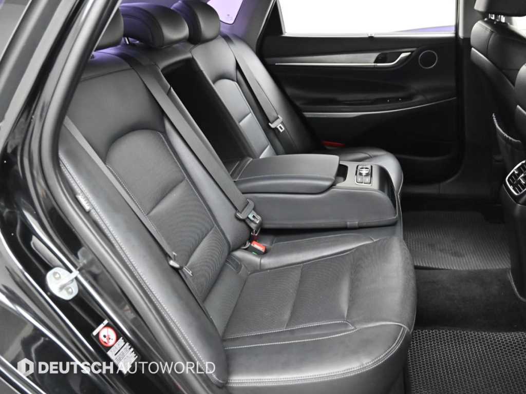 HYUNDAI Grandeur - Vista 12