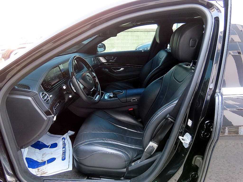 Mercedes Benz S Class - Vista 5