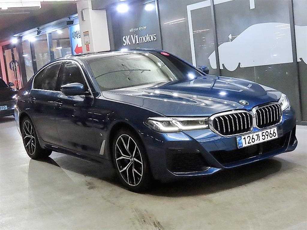 BMW 5 Series 2021 Azul - Importación desde Corea - HF Imports Iquique - Foto 1