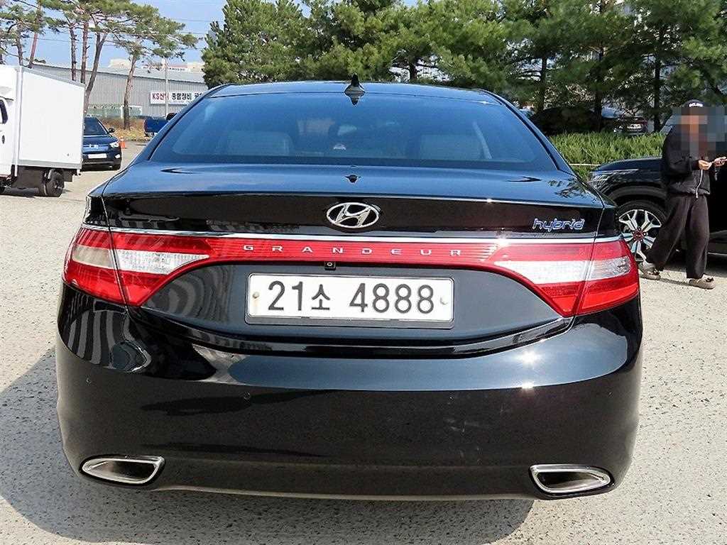 HYUNDAI Grandeur - Vista 4