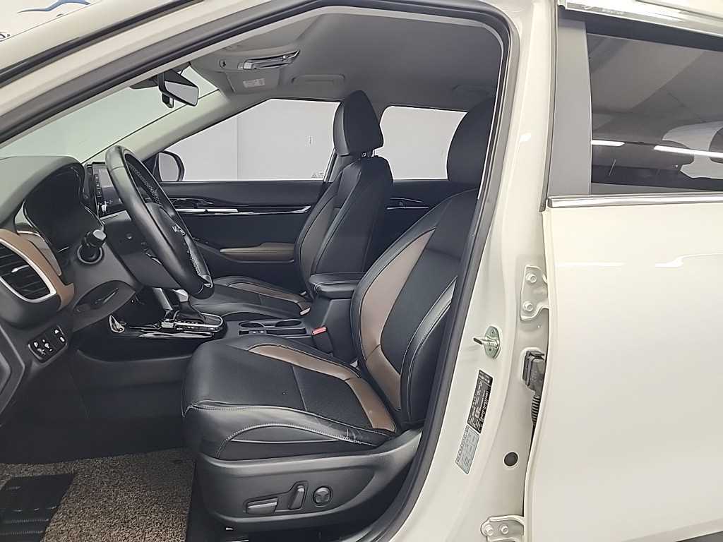 KIA Seltos - Vista 11