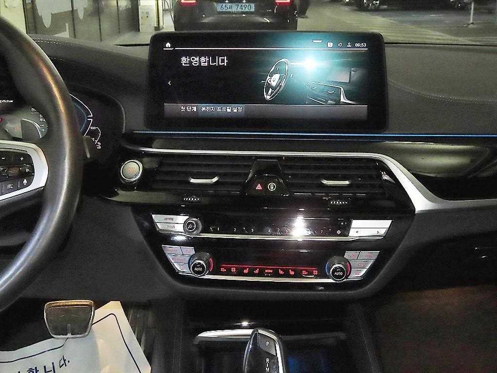 BMW 5 Series - Vista 11