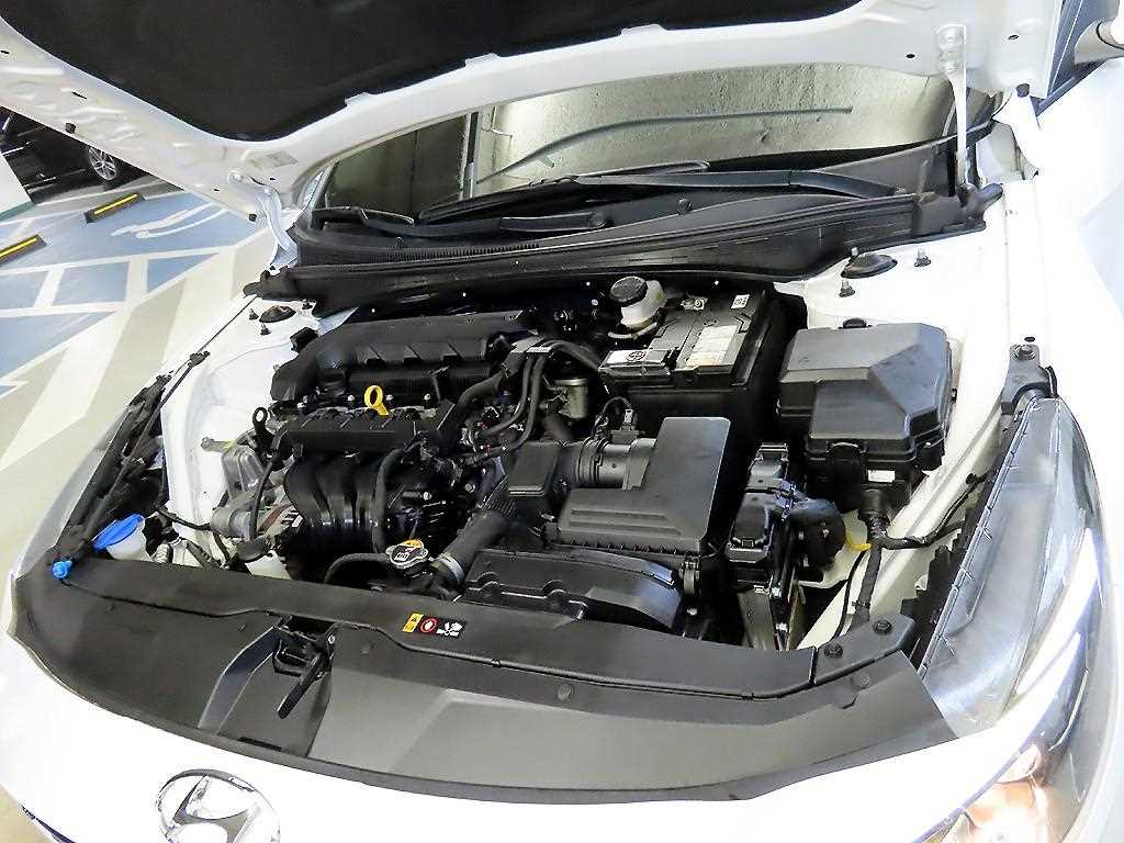 HYUNDAI Avante 2021 Blanco - Importación desde Corea - HF Imports Iquique - Foto 18