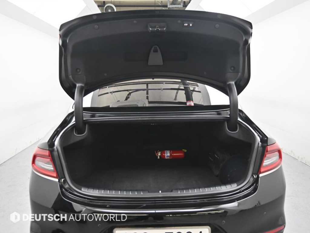 HYUNDAI Grandeur 2018 Negro - Importación desde Corea - HF Imports Iquique - Foto 19