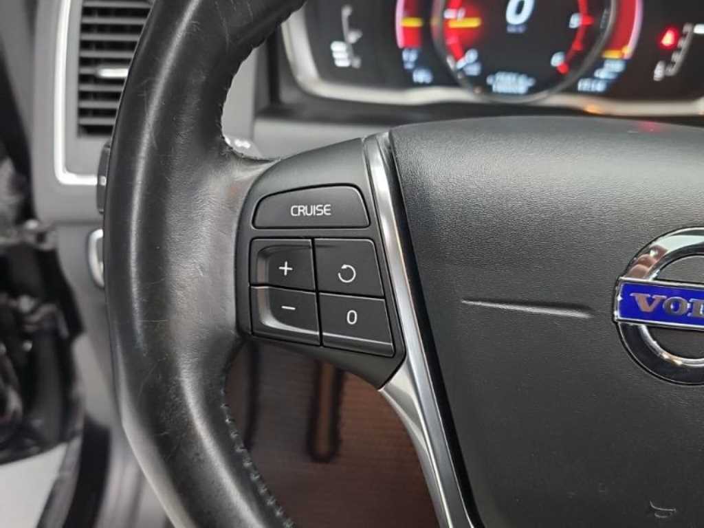 Volvo XC60 - Vista 8