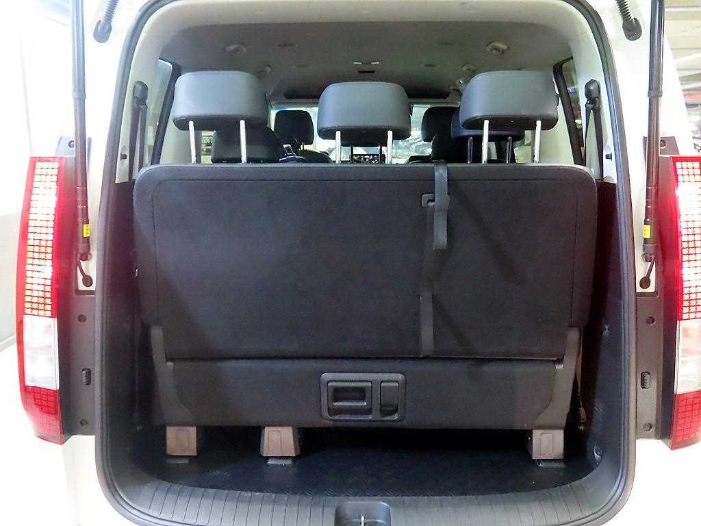 HYUNDAI Staria 2024 Blanco - Importación desde Corea - HF Imports Iquique - Foto 17