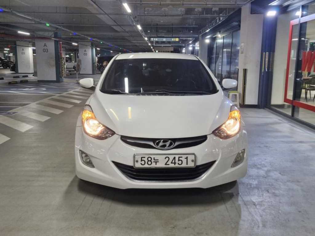HYUNDAI Avante 2011 Blanco - Importación desde Corea - HF Imports Iquique - Foto 1