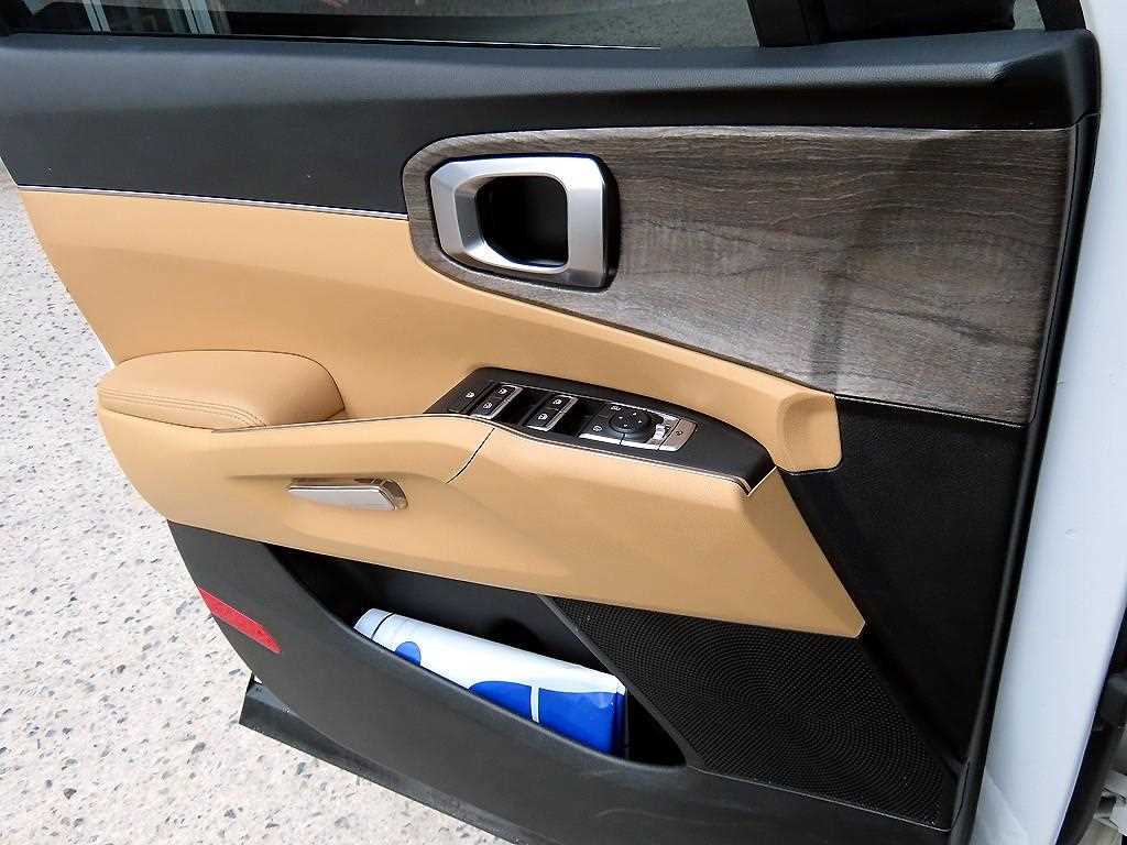 KIA Sorento - Vista 11