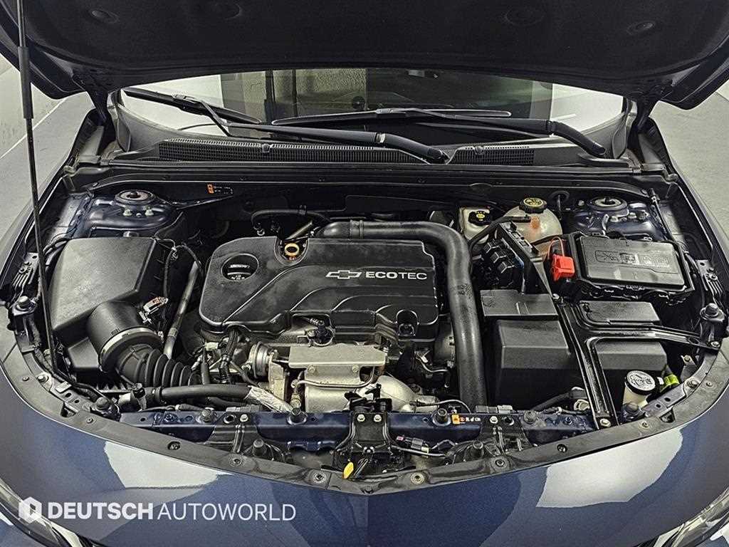 Chevrolet Malibu - Vista 5