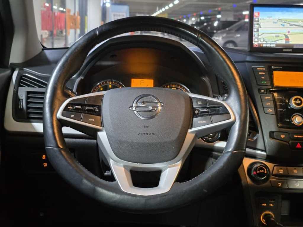 Ssangyong Korando - Vista 11