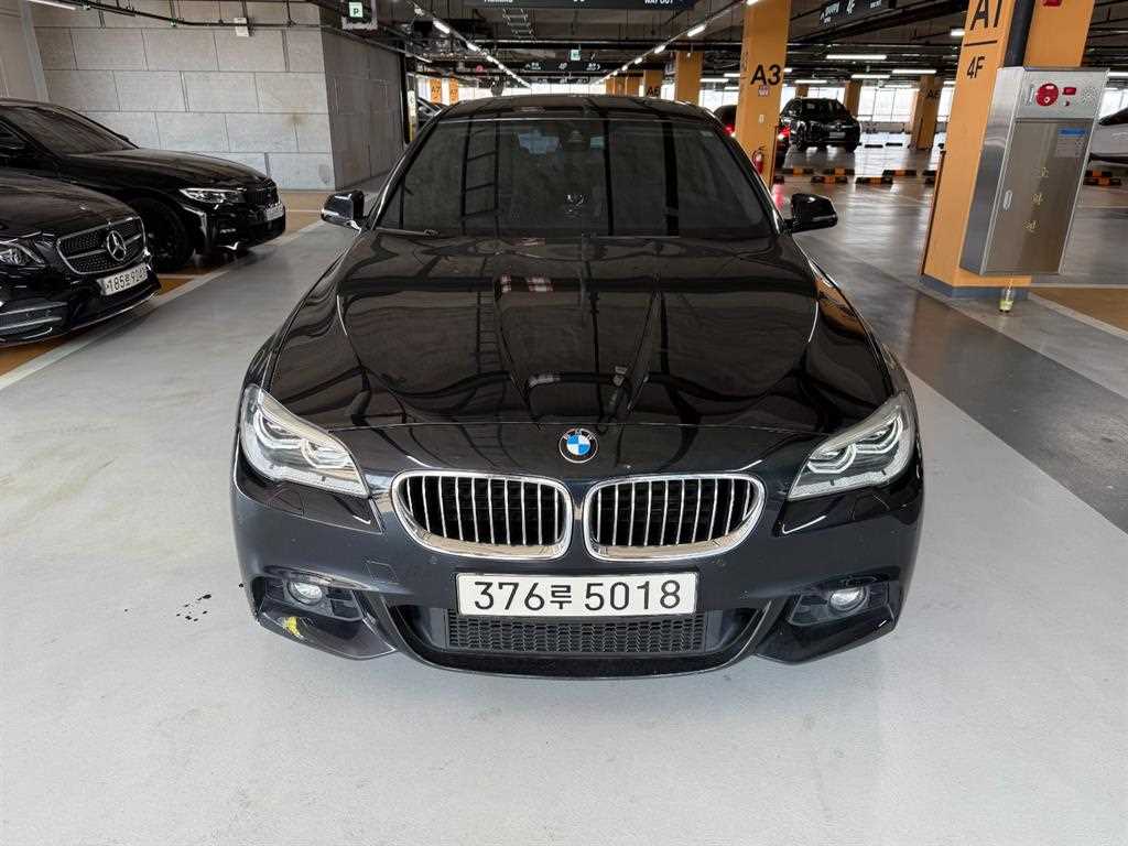 BMW 5 Series 2016 Negro - Importación desde Corea - HF Imports Iquique - Foto 1