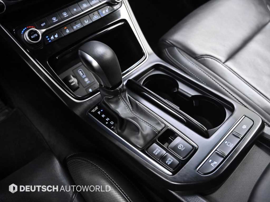 HYUNDAI Grandeur - Vista 9