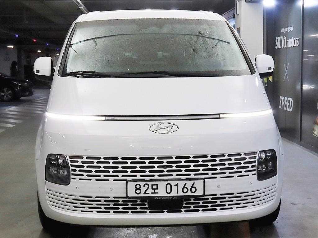 HYUNDAI Staria - Vista 2