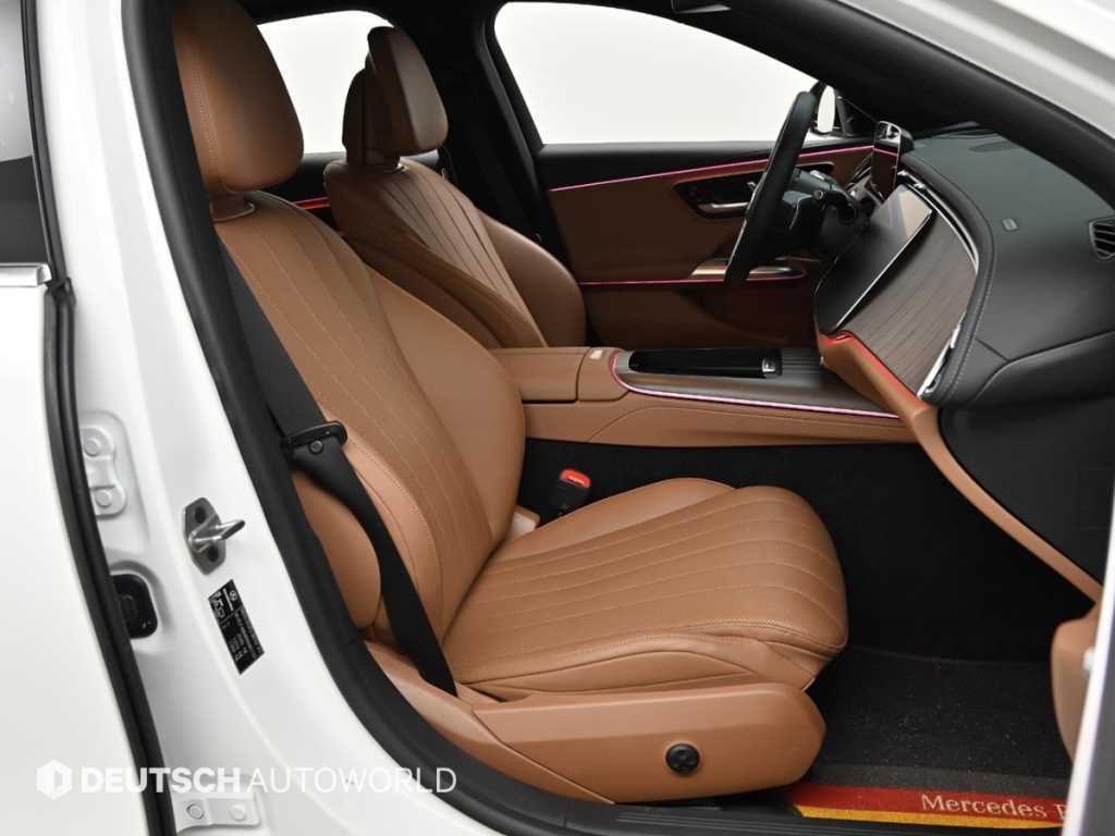 Mercedes Benz E class - Vista 10