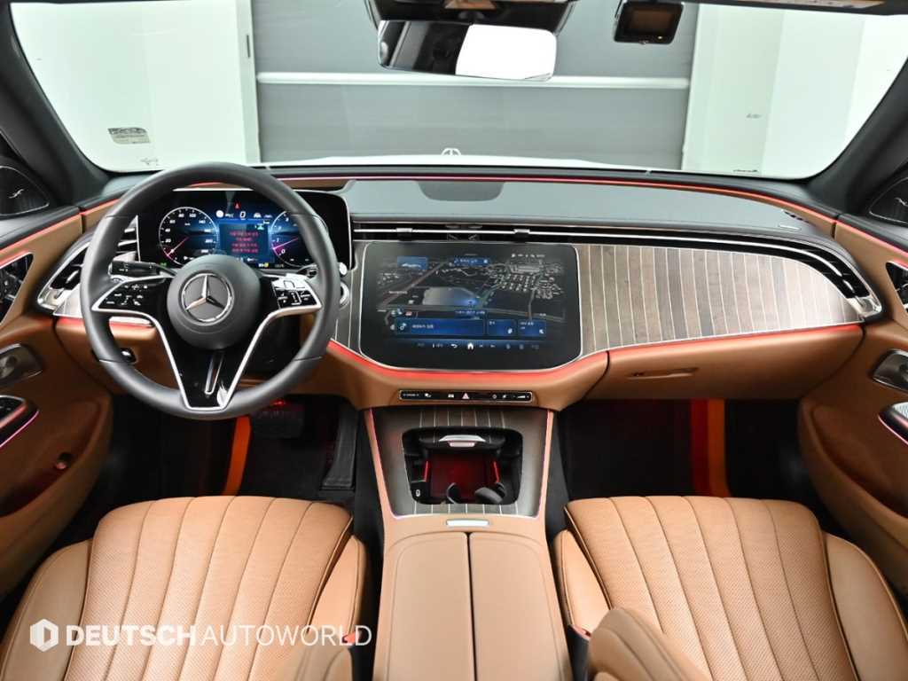 Mercedes Benz E class - Vista 7