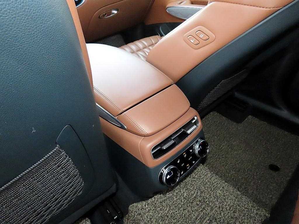 Genesis GV70 2021 Blanco - Importación desde Corea - HF Imports Iquique - Foto 17