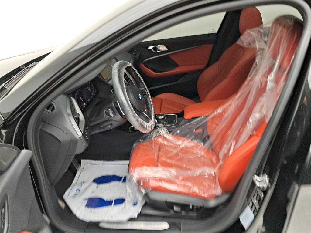 BMW 1 series - Vista 11