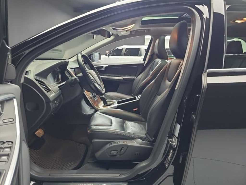 Volvo XC60 2016 Negro - Importación desde Corea - HF Imports Iquique - Foto 17