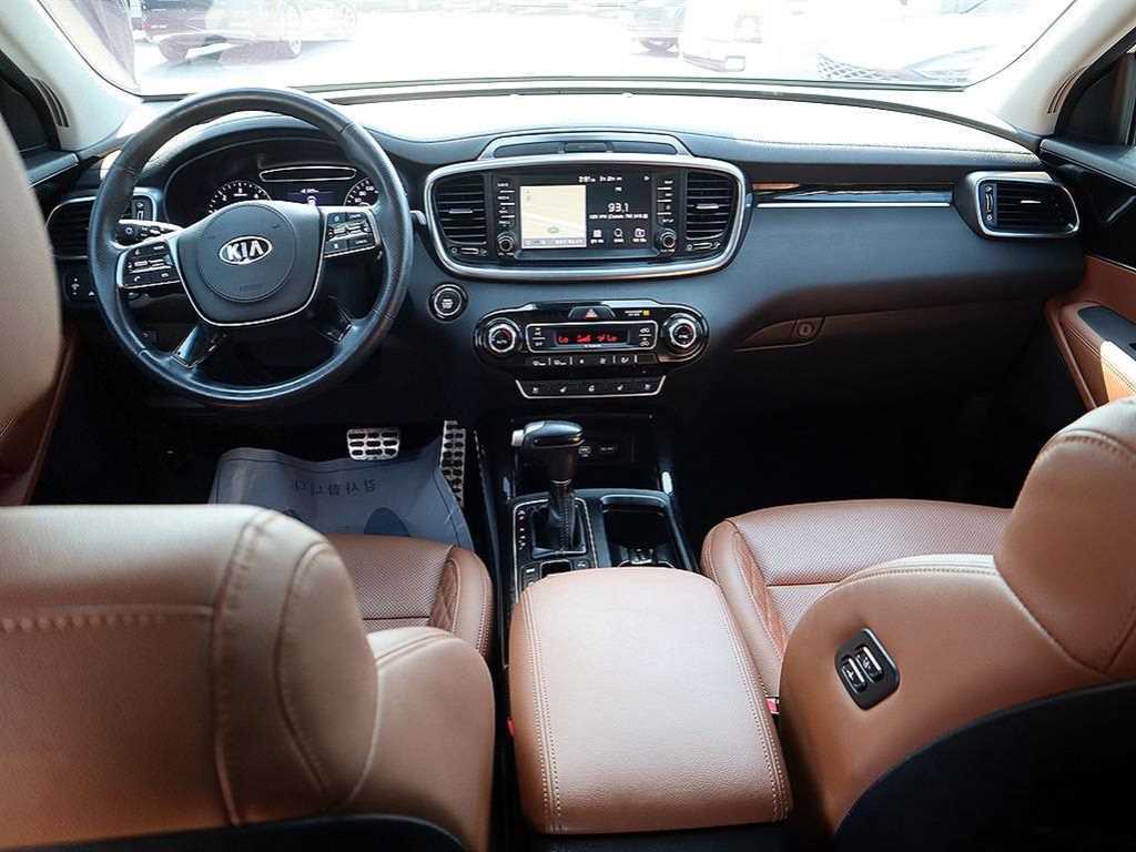 KIA Sorento - Vista 5