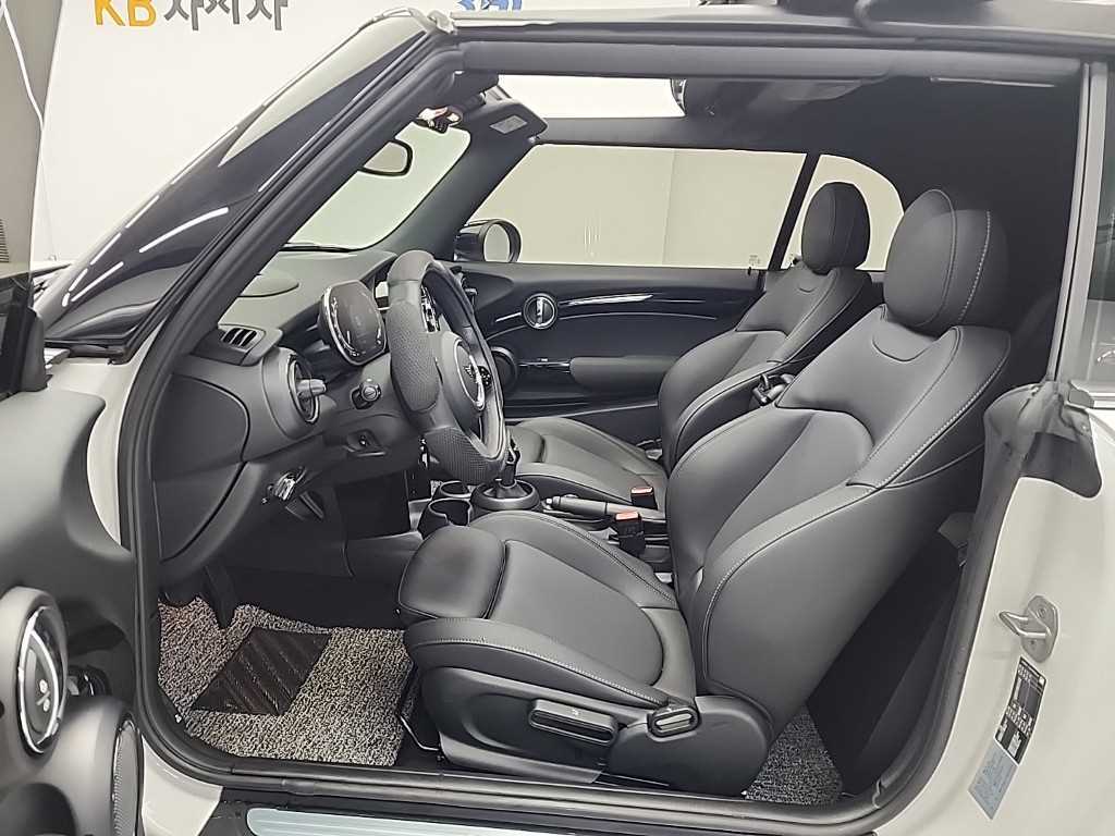 Mini Cooper Convertible - Vista 11