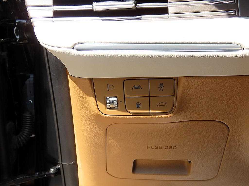 HYUNDAI Grandeur 2020 Negro - Importación desde Corea - HF Imports Iquique - Foto 13