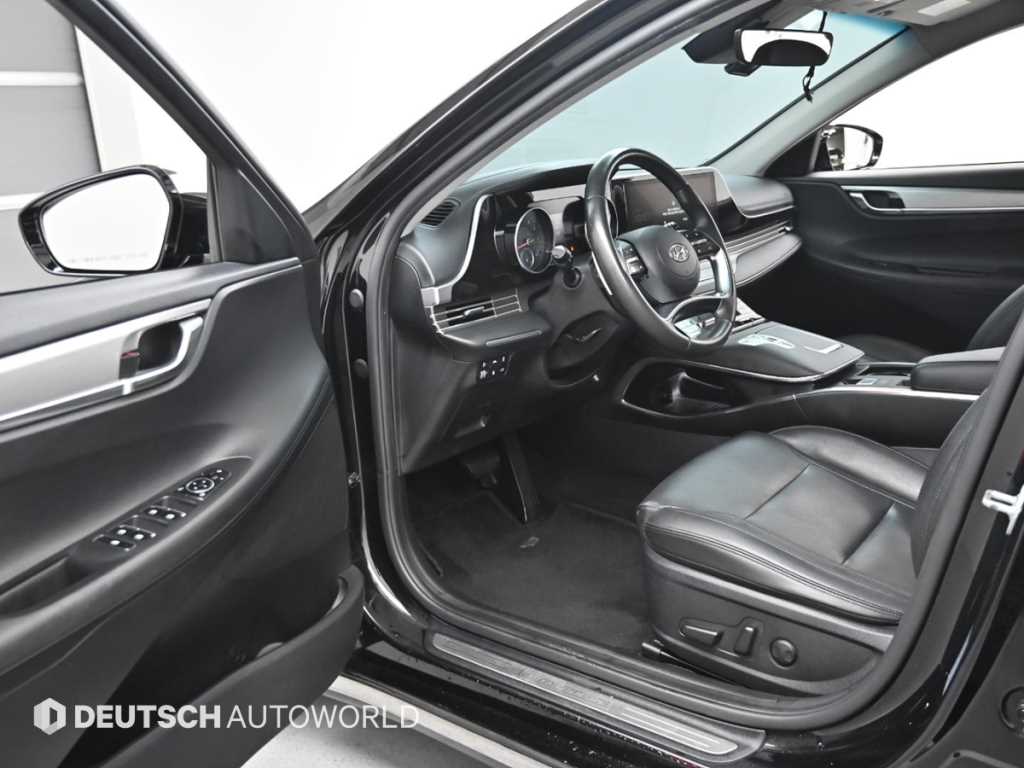 HYUNDAI Grandeur - Vista 11