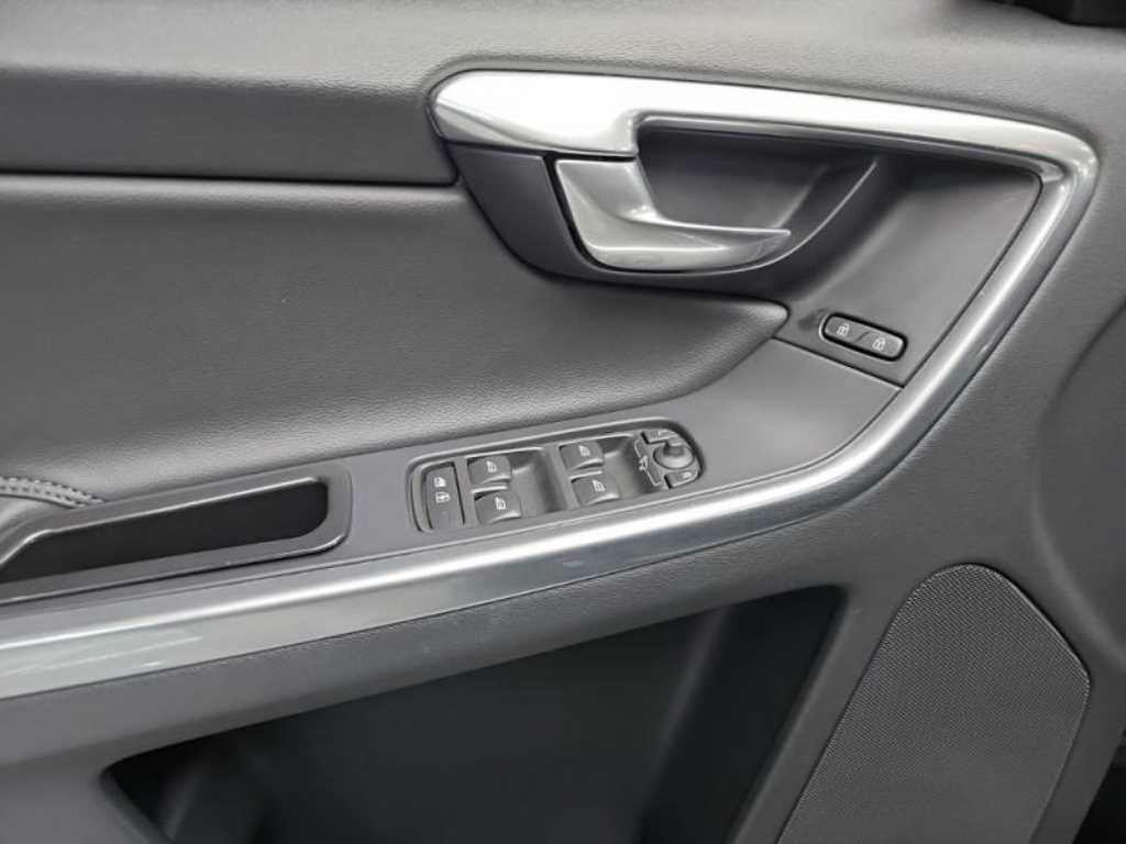 Volvo XC60 - Vista 12