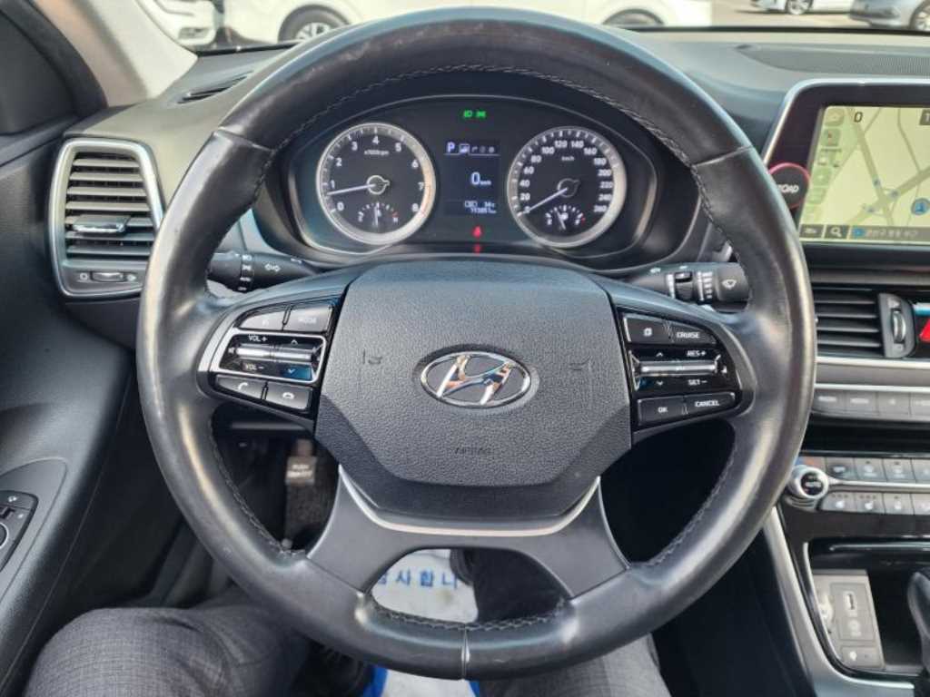 HYUNDAI Grandeur - Vista 6