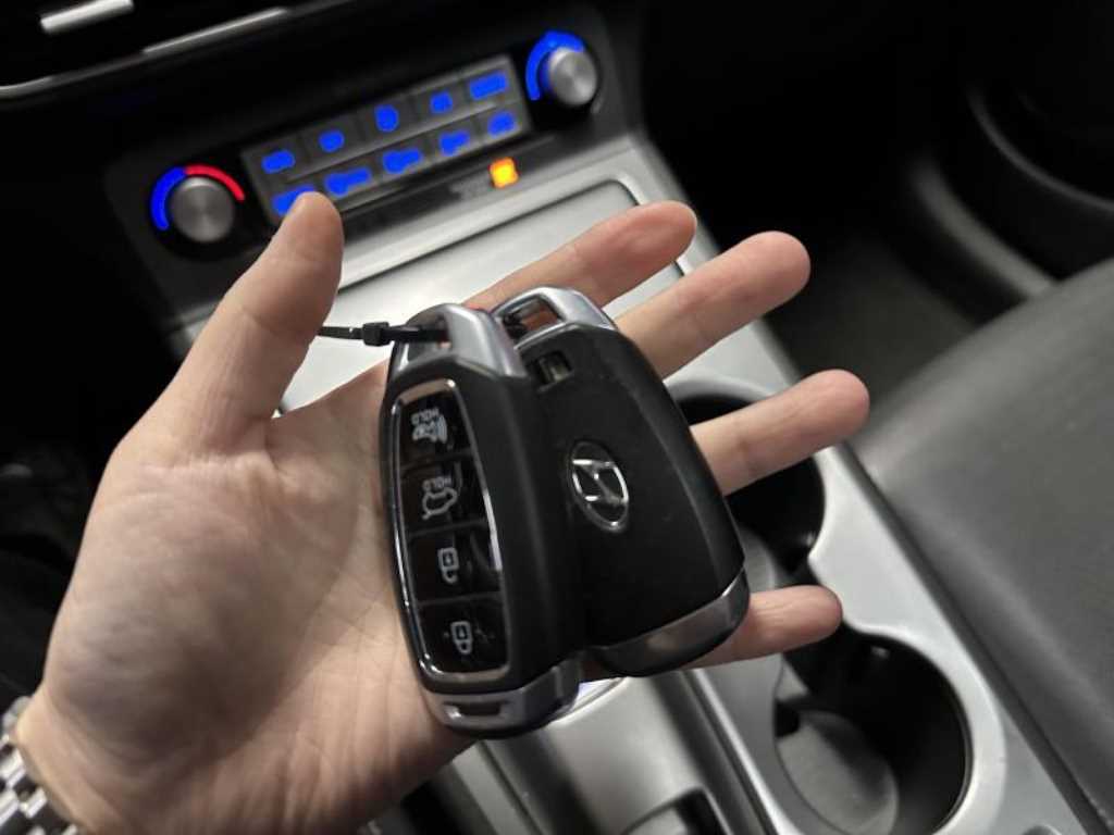 HYUNDAI Kona 2019 Gris - Importación desde Corea - HF Imports Iquique - Foto 18