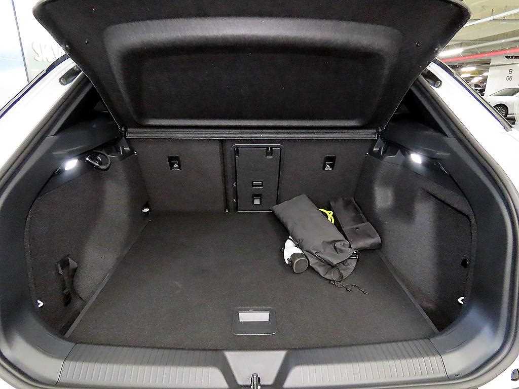 Volkswagen ID.4 2022 Blanco - Importación desde Corea - HF Imports Iquique - Foto 18