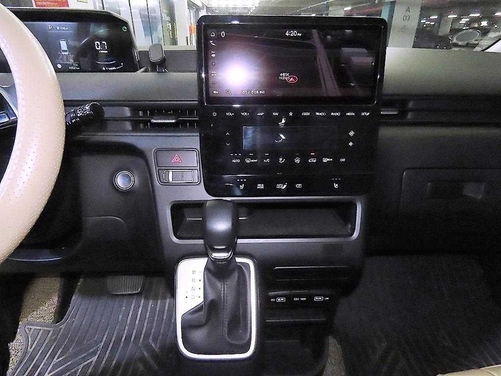 HYUNDAI Staria 2022 Plateado - Importación desde Corea - HF Imports Iquique - Foto 14