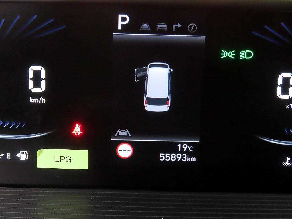 HYUNDAI Staria - Vista 9