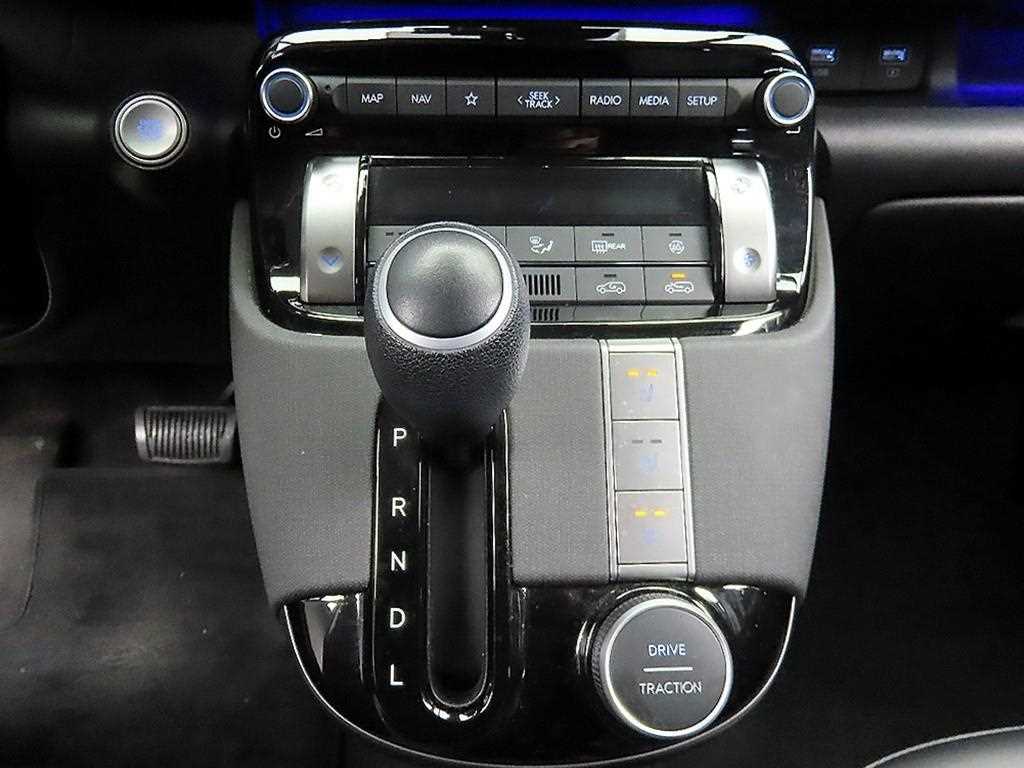 HYUNDAI Casper - Vista 10