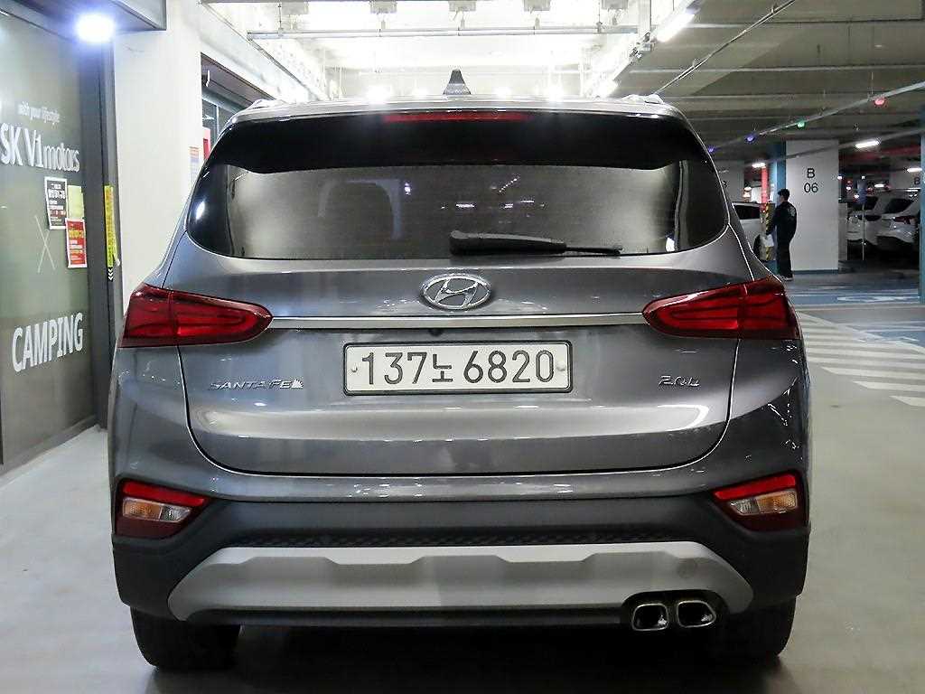 HYUNDAI Santa Fe - Vista 5