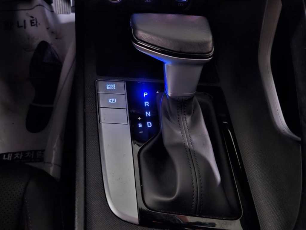 HYUNDAI Avante 2022 Blanco - Importación desde Corea - HF Imports Iquique - Foto 17