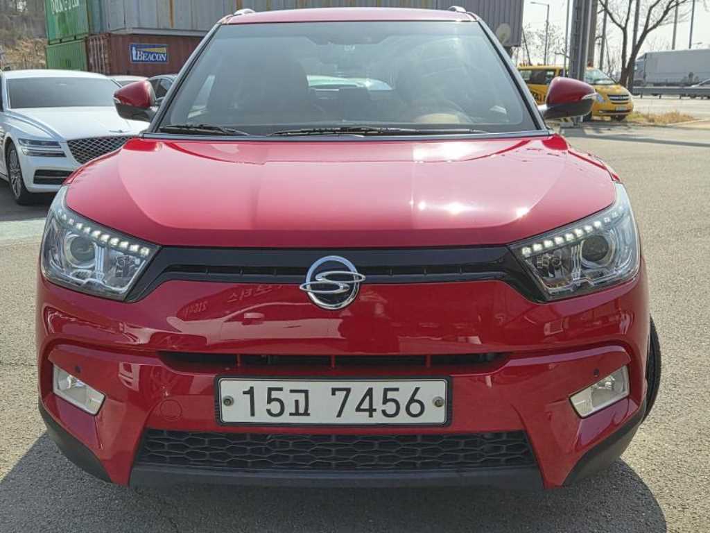 Ssangyong Tivoli 2015 - Importación desde Corea - HF Imports Iquique - Foto 1