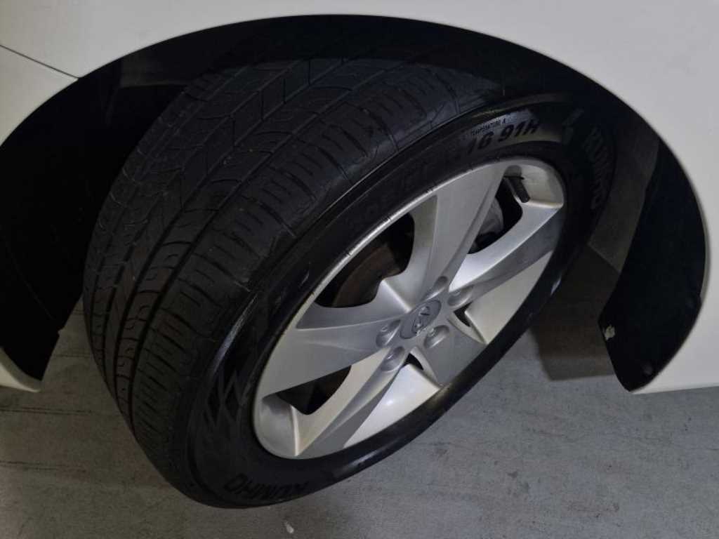 HYUNDAI Avante 2011 Blanco - Importación desde Corea - HF Imports Iquique - Foto 20