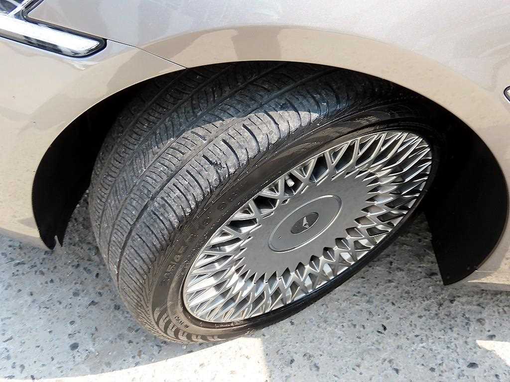 Genesis G90 2019 Plateado - Importación desde Corea - HF Imports Iquique - Foto 20