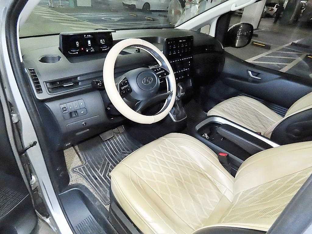 HYUNDAI Staria 2022 Plateado - Importación desde Corea - HF Imports Iquique - Foto 13